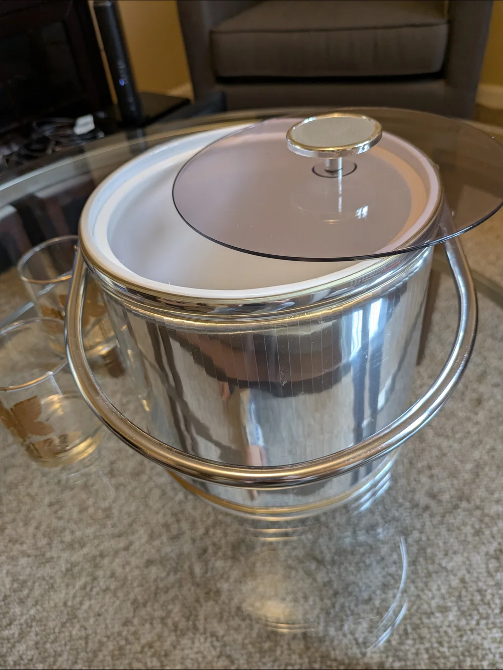 Stainless Steel Tabletop Ice Bucket with Handle and Lid - Silver